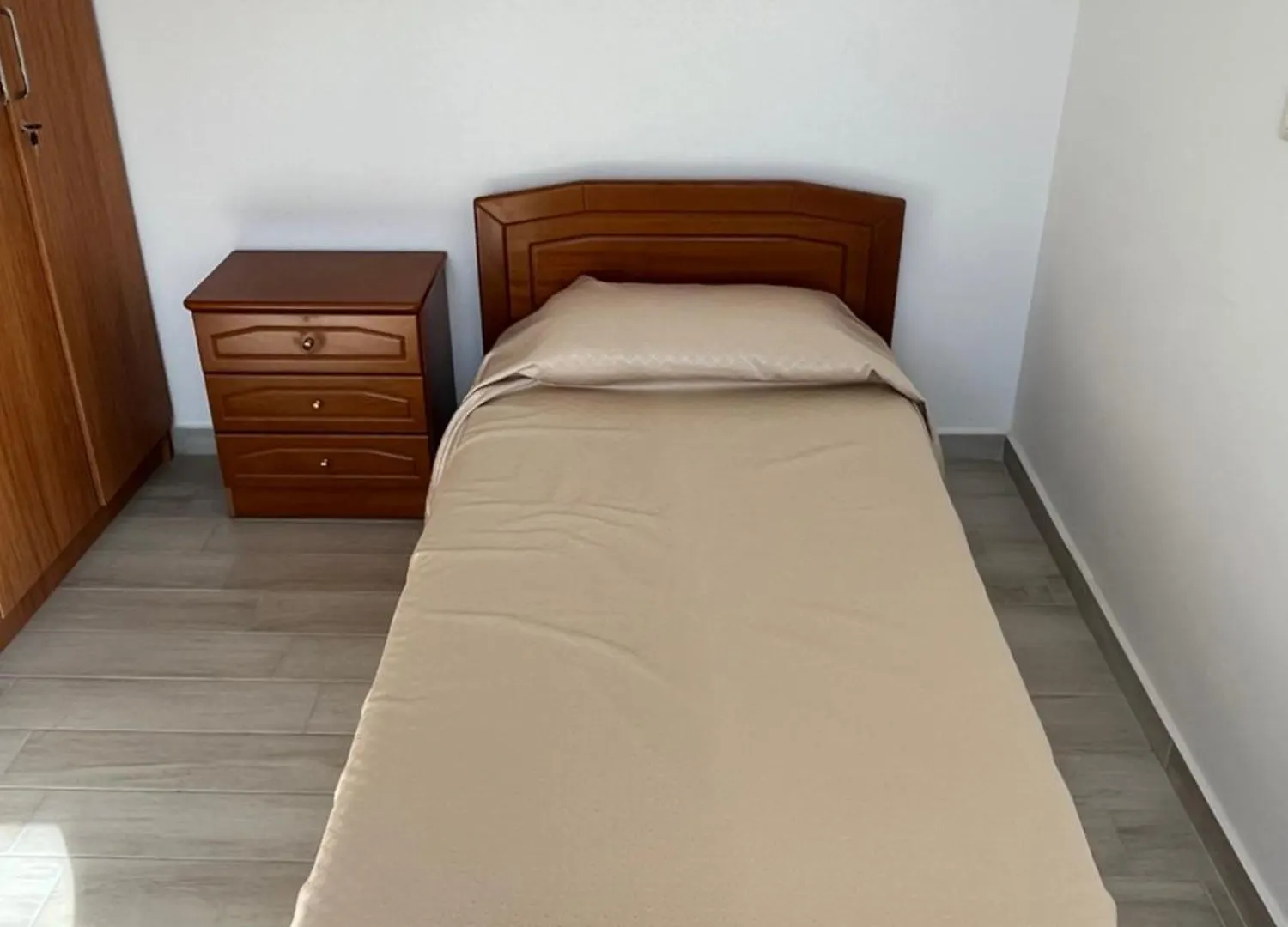 Dona Holiday Home Vlorë 0*,  Albanien